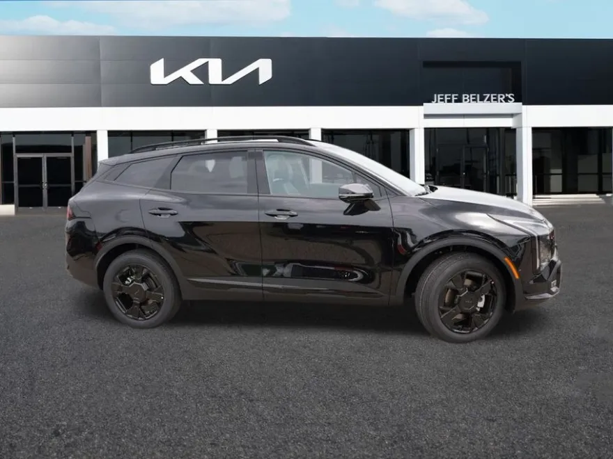 2026 Kia Sportage X-Line photo 1