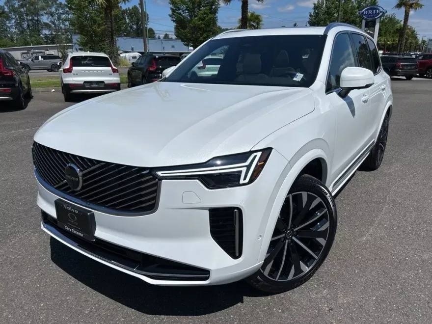 2026 Volvo XC90 Plus photo 1