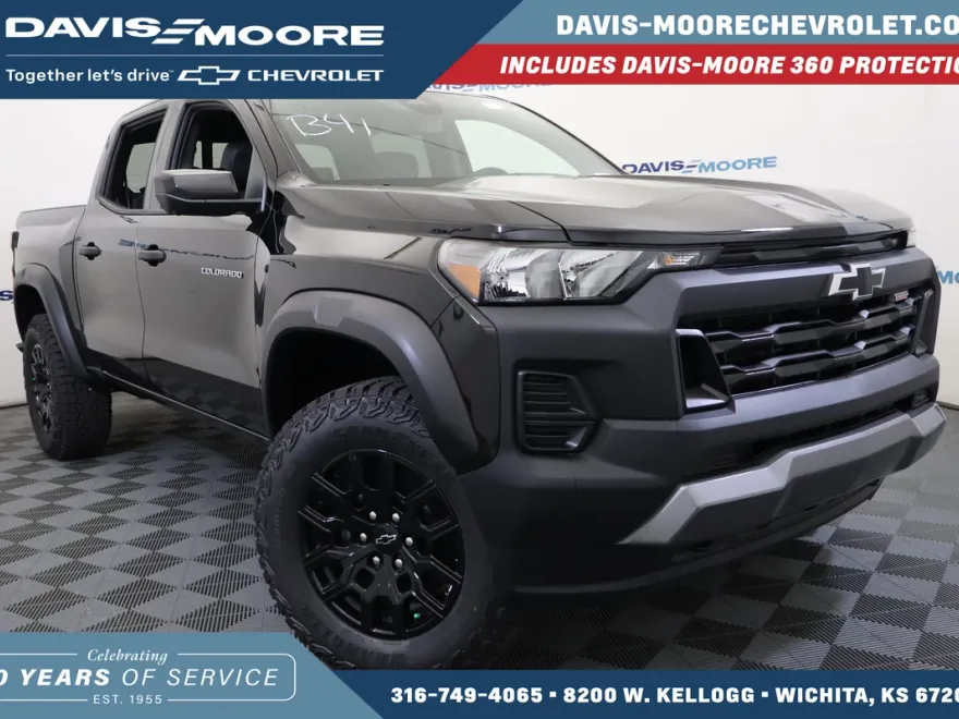 2026 Chevrolet Colorado Trail Boss photo 1