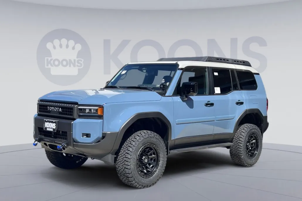 2025 Toyota Land Cruiser Base photo 1