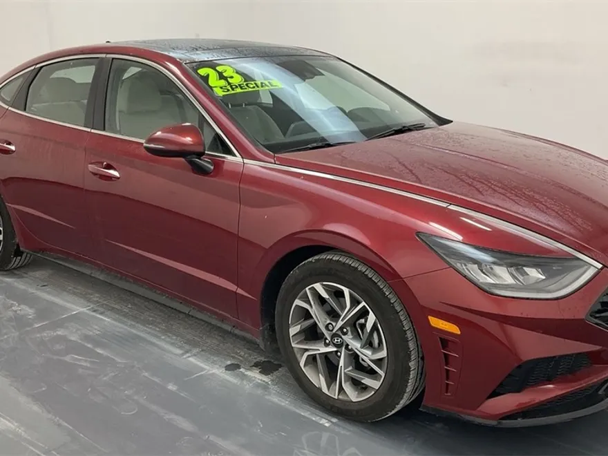 2023 Hyundai Sonata SEL photo 1