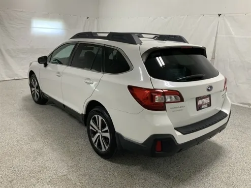 2018 Subaru Outback 3.6R Limited photo 4