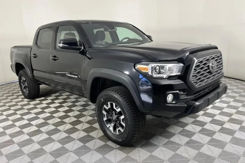 2021 Toyota Tacoma TRD Off-Road photo 1