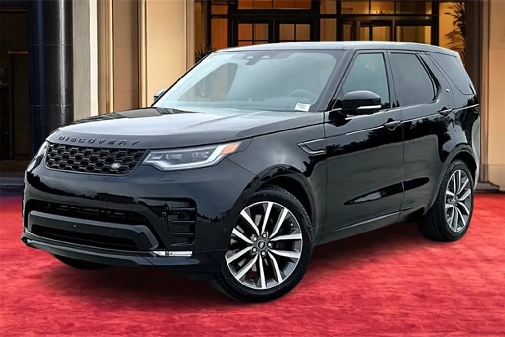 2025 Land Rover Discovery P360 Dynamic SE photo 1