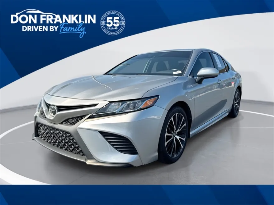 2019 Toyota Camry L photo 1