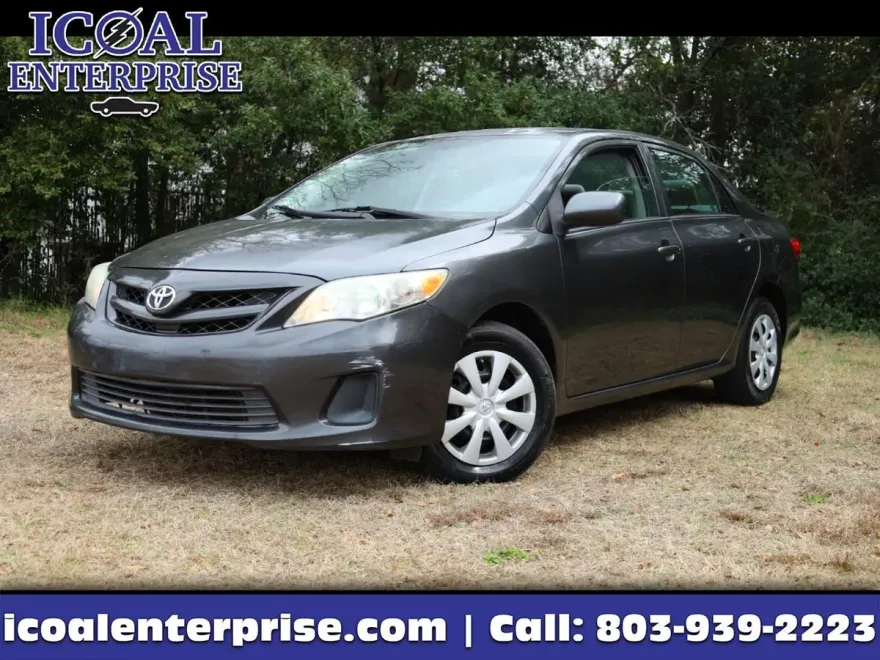 2013 Toyota Corolla S photo 1