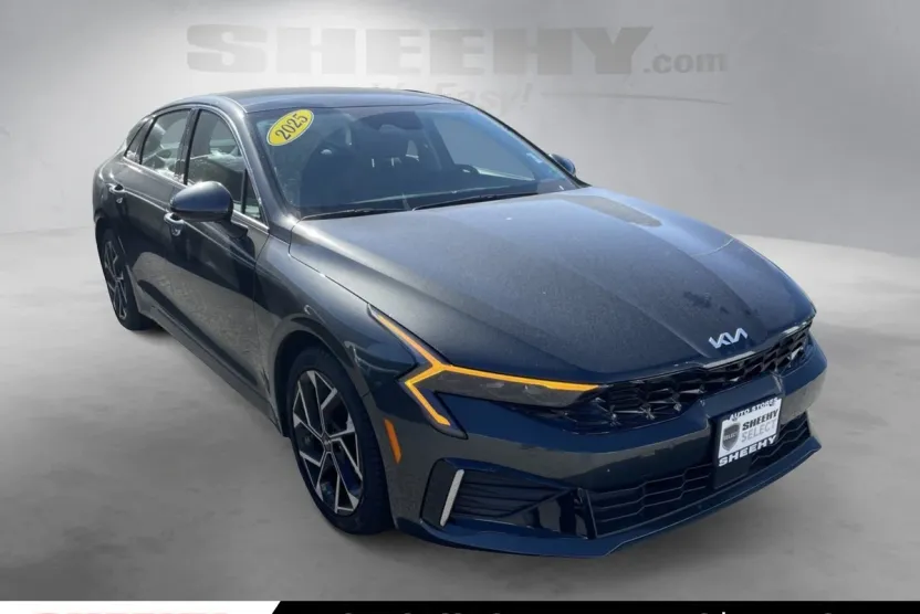2025 Kia K5 EX photo 1