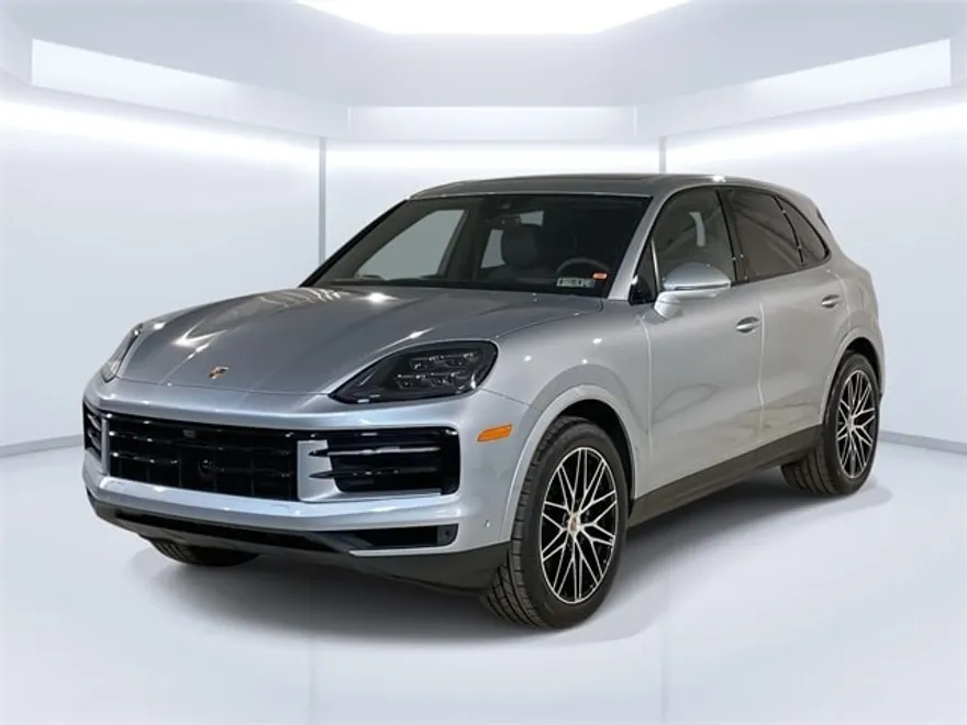 2025 Porsche Cayenne photo 1