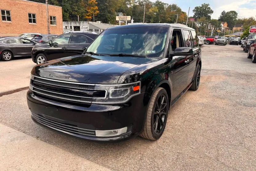 2017 Ford Flex Limited photo 1