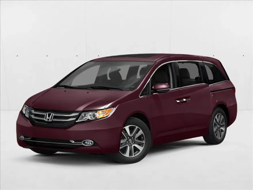 2014 Honda Odyssey Touring photo 1