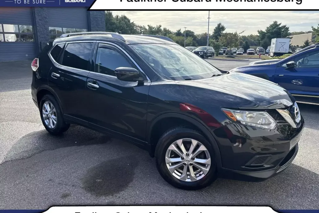 2016 Nissan Rogue AWD SV photo 1