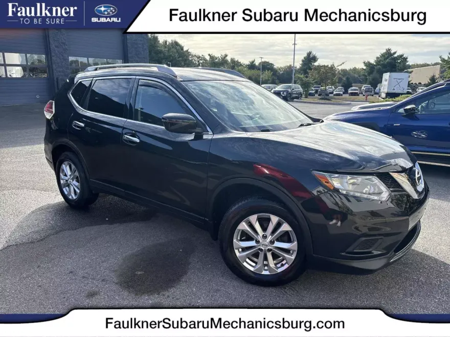 2016 Nissan Rogue AWD SV photo 1