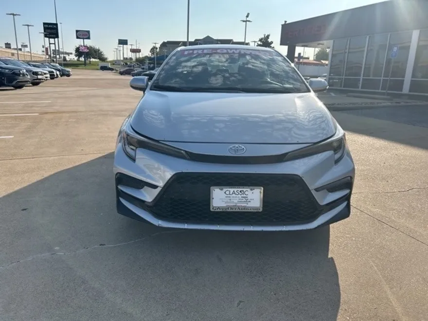 2024 Toyota Corolla SE Premium photo 1