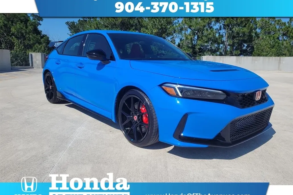 2025 Honda Civic Type R photo 1