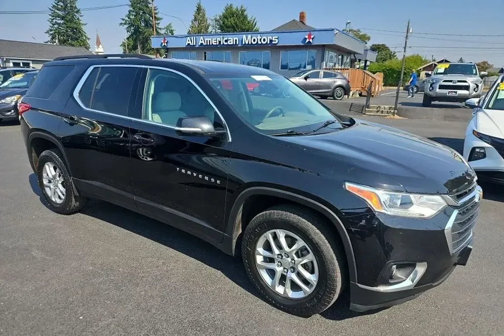 2020 Chevrolet Traverse photo 1