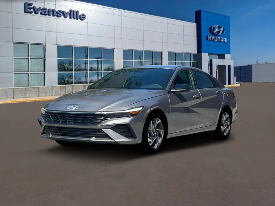 2025 Hyundai Elantra SEL Sport photo 1