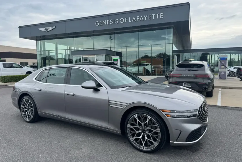 2023 Genesis G90 3.5T E-Supercharger photo 1