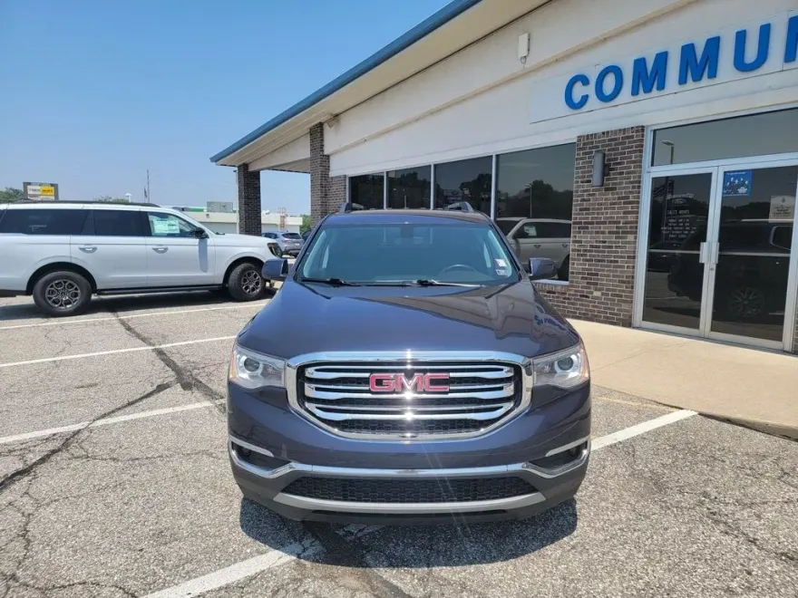 2019 Gmc Acadia SLE photo 1