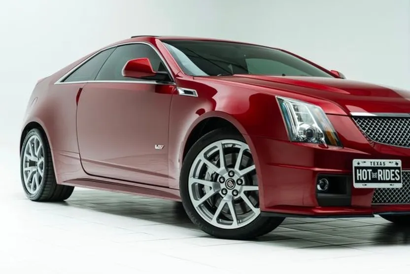 2011 Cadillac CTS V Coupe photo 1
