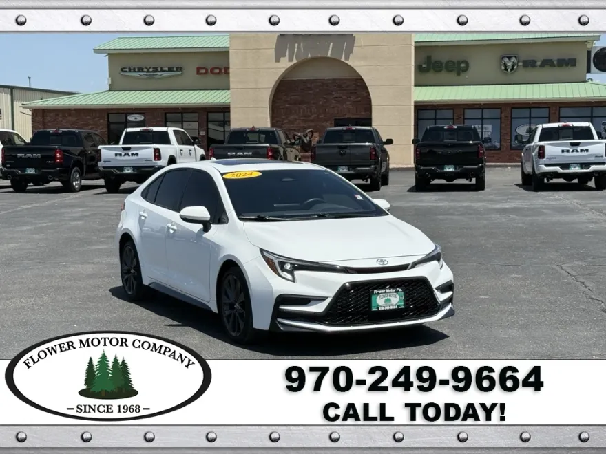 2024 Toyota Corolla SE Premium photo 1