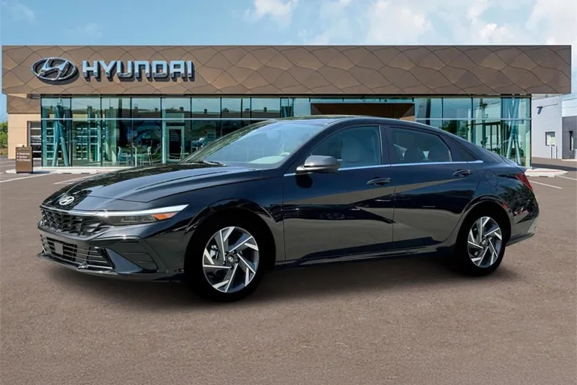 2025 Hyundai Elantra SEL Convenience photo 1