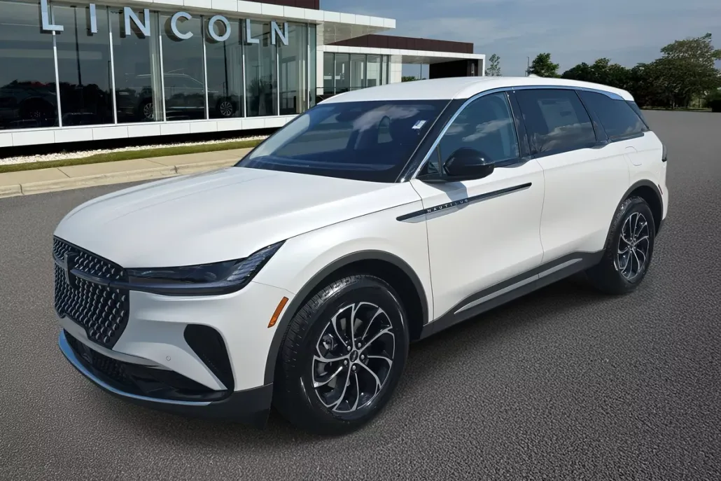 2025 Lincoln Nautilus Premiere photo 1