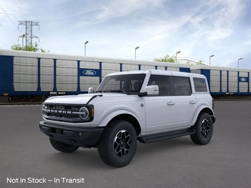 2025 Ford Bronco Outer Banks photo 1