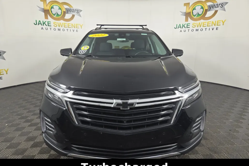 2022 Chevrolet Equinox LT photo 1