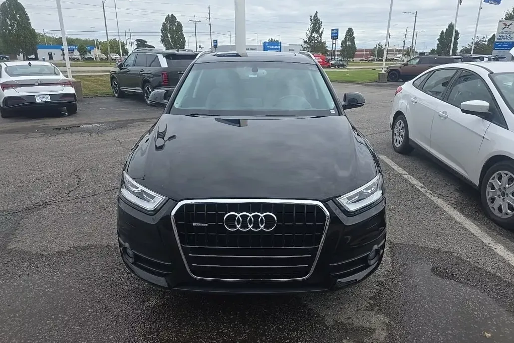 2015 Audi Q3 Premium Plus photo 1
