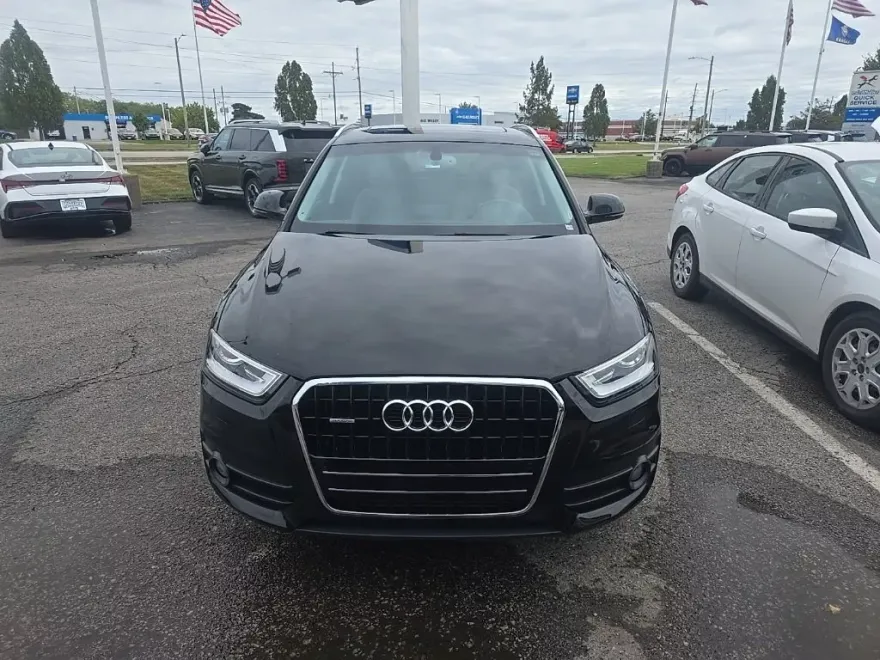 2015 Audi Q3 Premium Plus photo 1