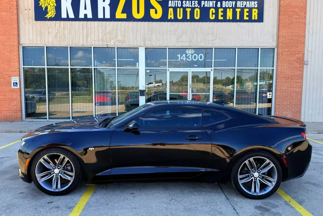 2016 Chevrolet Camaro Coupe photo 1
