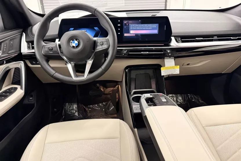 2025 Bmw X1 XDrive28i photo 1