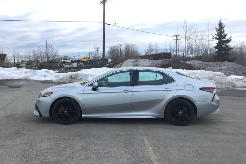 2023 Toyota Camry XSE photo 1