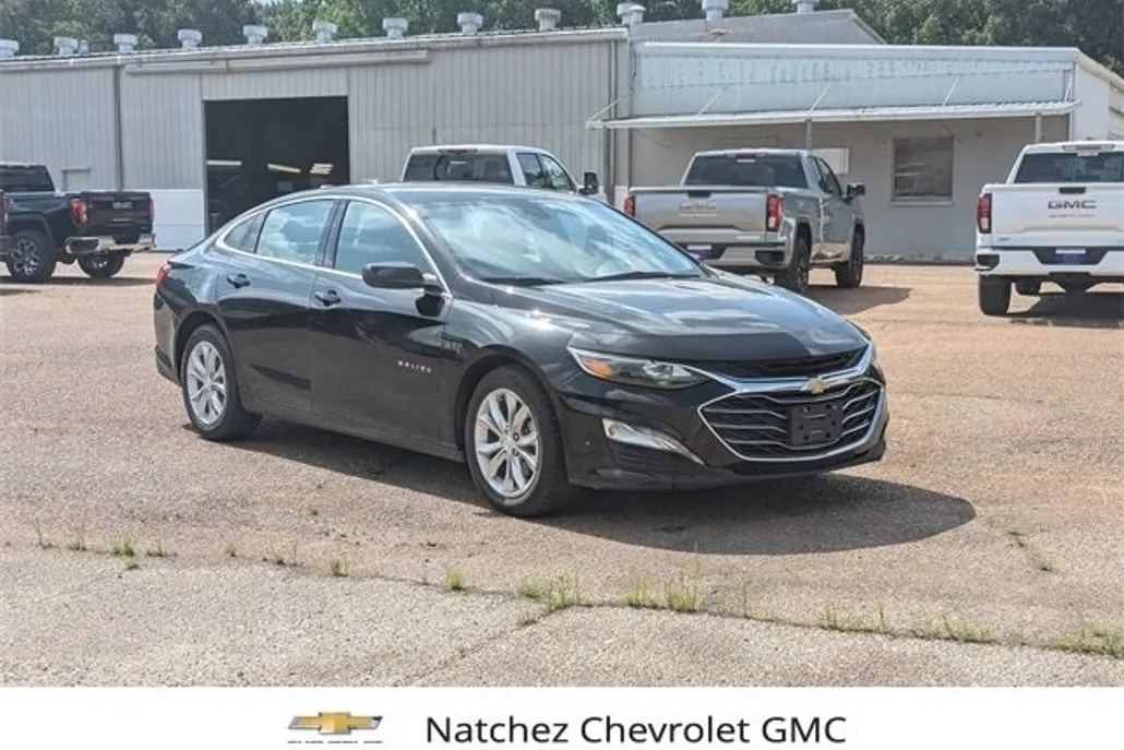 2023 Chevrolet Malibu 1LT photo 1