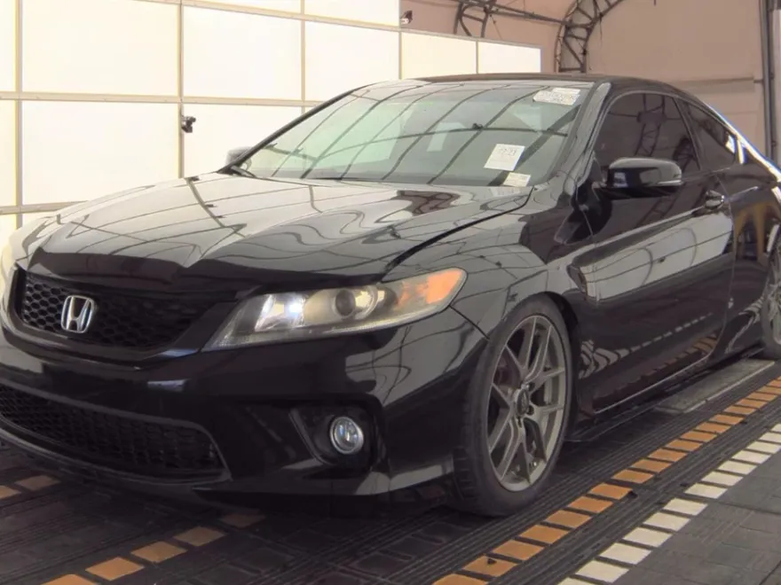 2013 Honda Accord EX photo 1