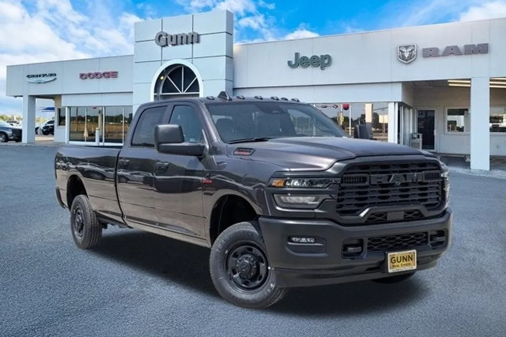 2025 Ram 2500 Tradesman photo 1