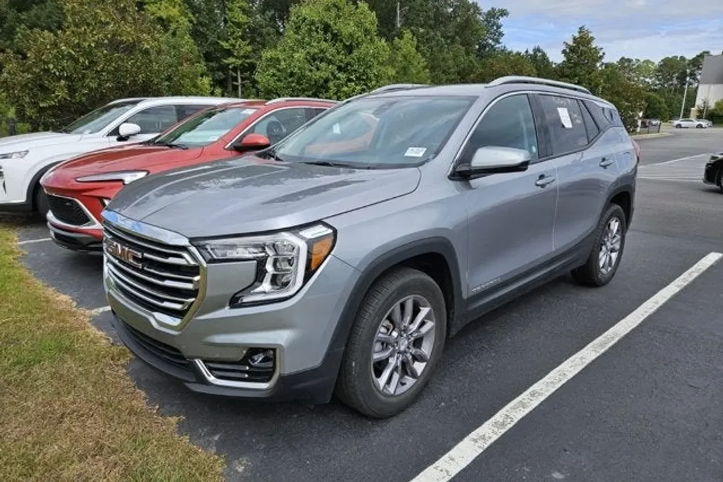 2024 Gmc Terrain SLT photo 1