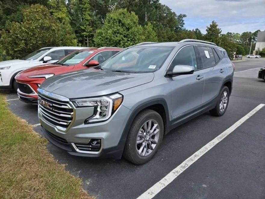 2024 Gmc Terrain SLT photo 1