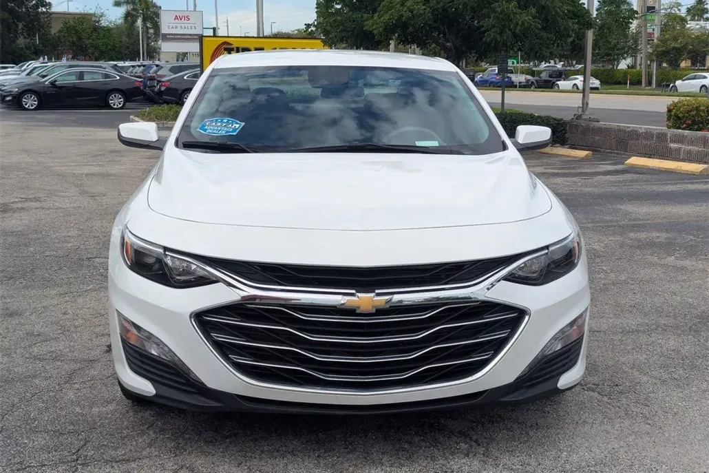 2023 Chevrolet Malibu 1LT photo 1
