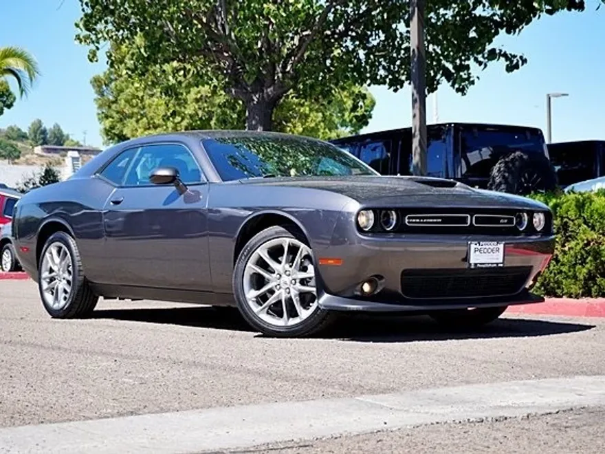 2022 Dodge Challenger GT photo 1