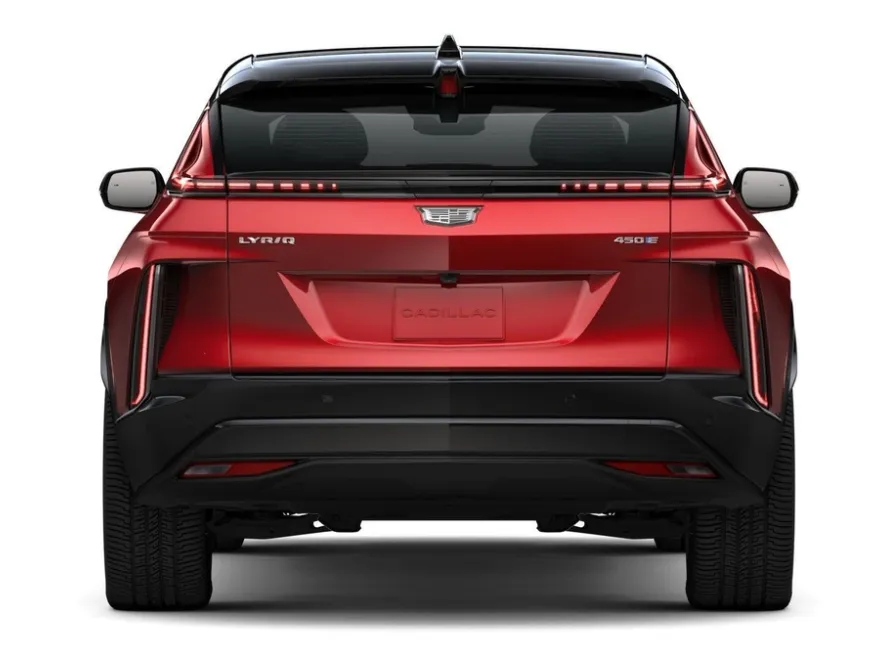 2025 Cadillac Lyriq Sport photo 4