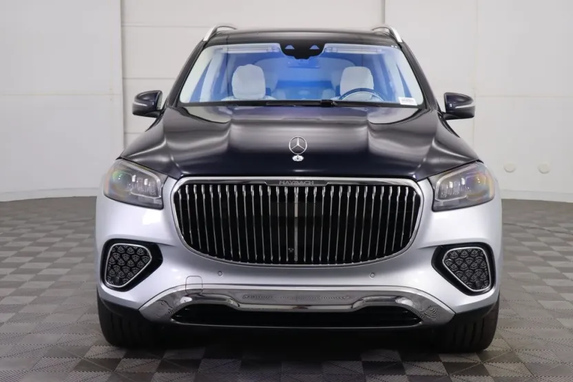 2025 Mercedes Benz GLS Maybach 600 4MATIC photo 1