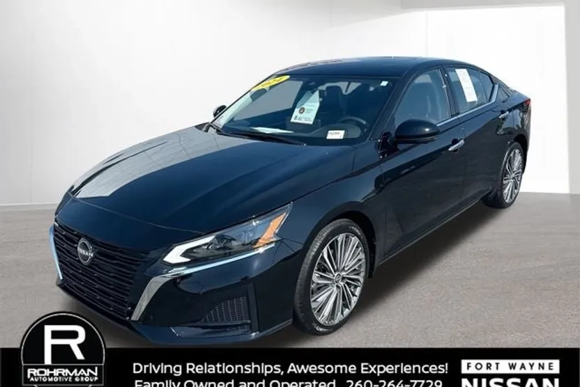 2024 Nissan Altima 2.5 SL photo 1