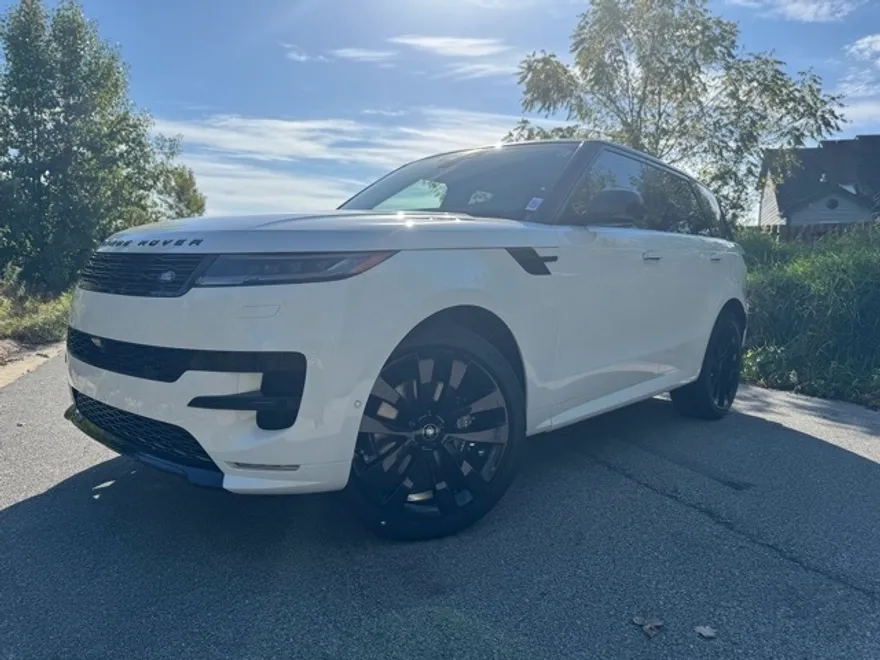 2025 Land Rover Range Rover Sport SE photo 1