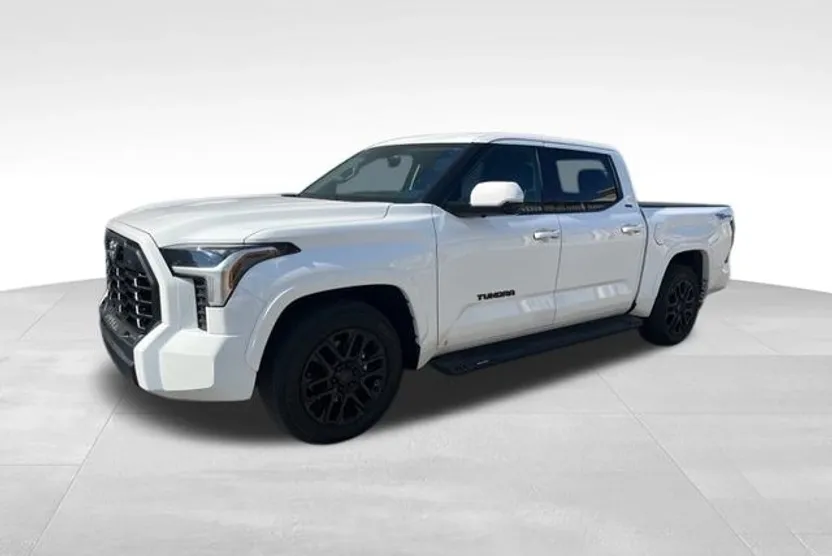 2023 Toyota Tundra SR5 photo 1