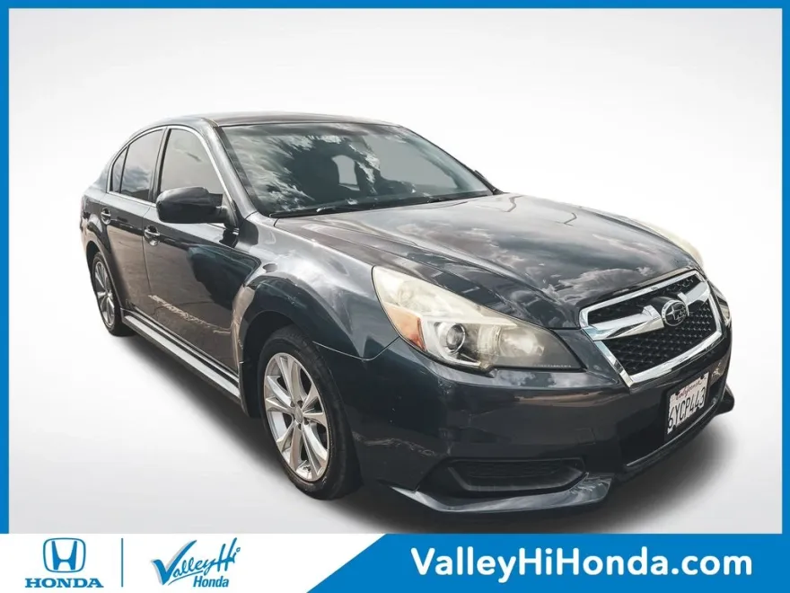 2013 Subaru Legacy 2.5i Premium photo 1