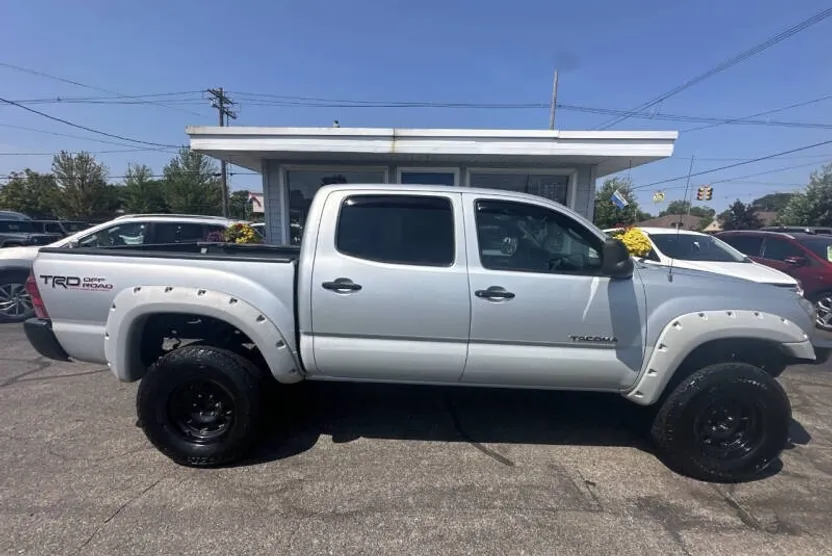 2007 Toyota Tacoma SR5 photo 1