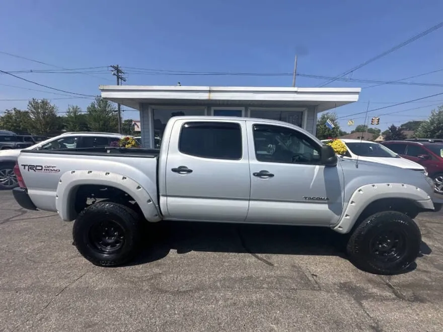 2007 Toyota Tacoma SR5 photo 1