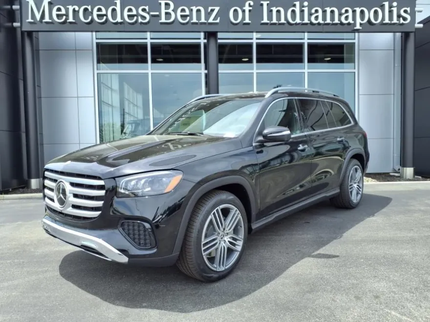2025 Mercedes Benz GLS 450 4MATIC photo 1
