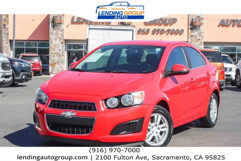 2014 Chevrolet Sonic LT photo 1